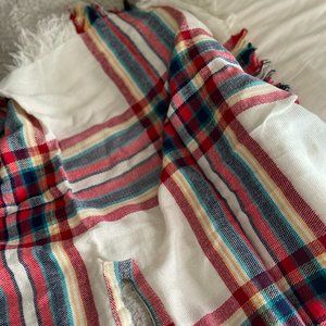 NWOT Plaid Cape Scarf Poncho (SHIPS FREE)